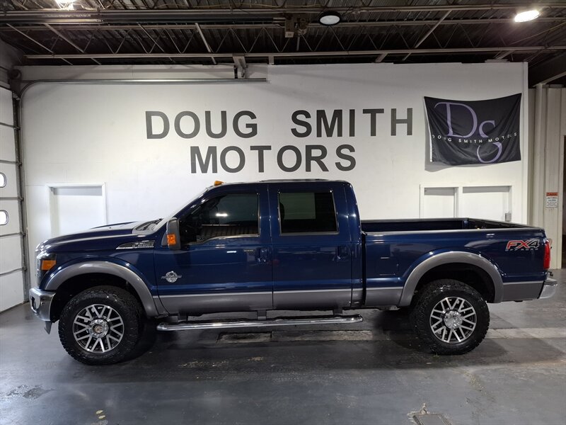 2012 Ford F-350 Super Duty LARIAT SUPERCREW   - Photo 1 - Rochelle, IL 61068