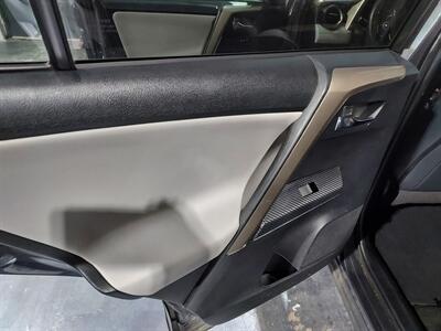 2015 Toyota RAV4 Limited  SUV 4X4 - Photo 16 - Rochelle, IL 61068