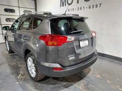 2015 Toyota RAV4 Limited  SUV 4X4 - Photo 9 - Rochelle, IL 61068