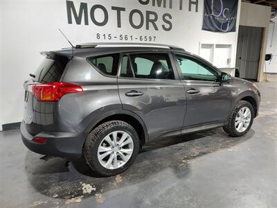 2015 Toyota RAV4 Limited  SUV 4X4 - Photo 3 - Rochelle, IL 61068