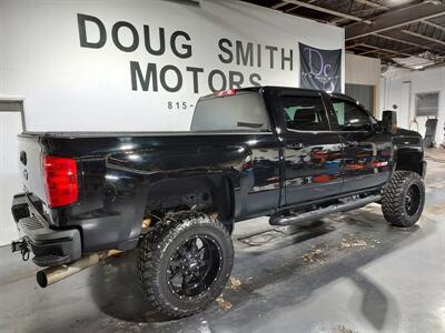 2018 Chevrolet Silverado 2500 LT  CREW CAB DIESEL - Photo 4 - Rochelle, IL 61068