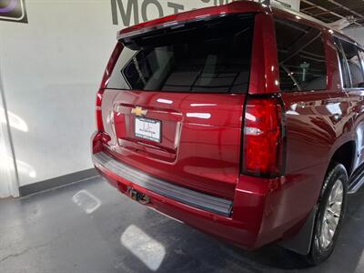 2019 Chevrolet Tahoe LT  3 ROW 4X4 - Photo 10 - Rochelle, IL 61068