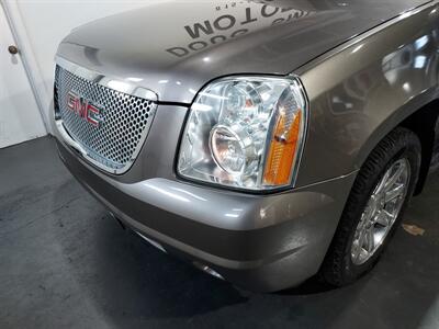 2014 GMC Yukon XL Denali  SUV 4X4 - Photo 8 - Rochelle, IL 61068