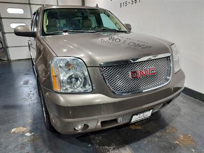2014 GMC Yukon XL Denali  SUV 4X4 - Photo 9 - Rochelle, IL 61068