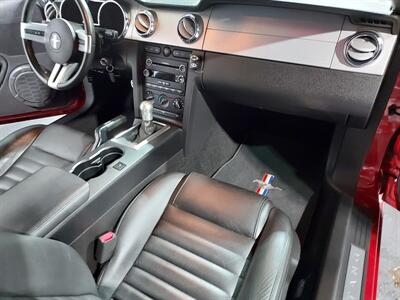 2008 Ford Mustang GT Deluxe COUPE - Photo 13 - Rochelle, IL 61068