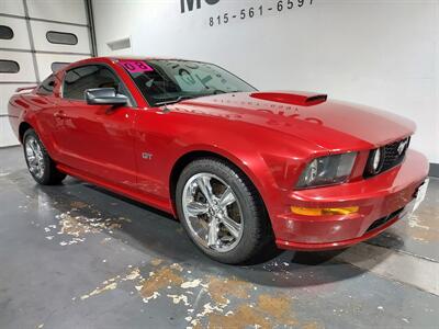 2008 Ford Mustang GT Deluxe COUPE - Photo 2 - Rochelle, IL 61068