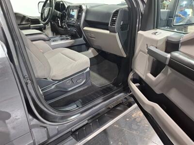 2018 Ford F-150 XLT FX4 CREW CAB 4X4 - Photo 14 - Rochelle, IL 61068
