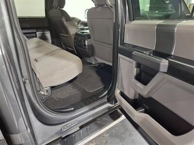 2018 Ford F-150 XLT FX4 CREW CAB 4X4 - Photo 16 - Rochelle, IL 61068