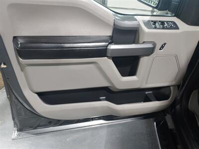 2016 Ford F-150 XLT FX4  CREW CAB 4X4 5.0 - Photo 24 - Rochelle, IL 61068