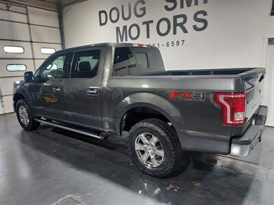 2016 Ford F-150 XLT FX4  CREW CAB 4X4 5.0 - Photo 4 - Rochelle, IL 61068