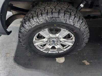 2016 Ford F-150 XLT FX4  CREW CAB 4X4 5.0 - Photo 30 - Rochelle, IL 61068