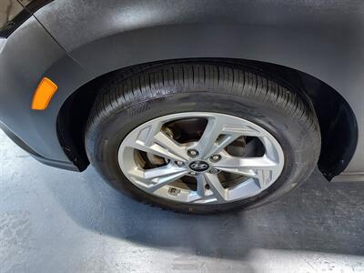 2023 Hyundai Kona SEL   - Photo 40 - Rochelle, IL 61068