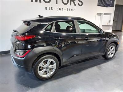 2023 Hyundai Kona SEL   - Photo 3 - Rochelle, IL 61068