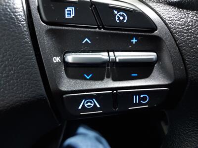 2023 Hyundai Kona SEL   - Photo 50 - Rochelle, IL 61068