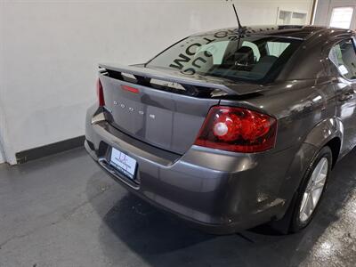 2014 Dodge Avenger SE SEDAN - Photo 12 - Rochelle, IL 61068