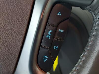 2016 Chevrolet Traverse LT  3 ROW AWD - Photo 23 - Rochelle, IL 61068