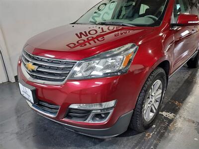2016 Chevrolet Traverse LT  3 ROW AWD - Photo 9 - Rochelle, IL 61068