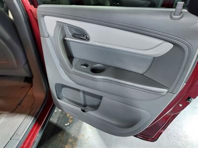 2016 Chevrolet Traverse LT  3 ROW AWD - Photo 20 - Rochelle, IL 61068