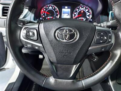 2017 Toyota Camry SE   - Photo 22 - Rochelle, IL 61068