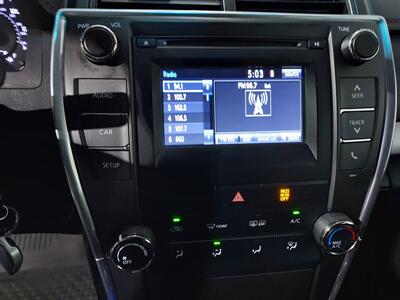 2017 Toyota Camry SE   - Photo 24 - Rochelle, IL 61068