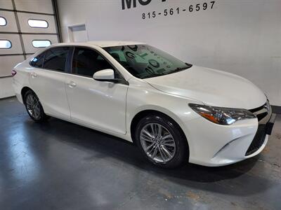 2017 Toyota Camry SE   - Photo 3 - Rochelle, IL 61068