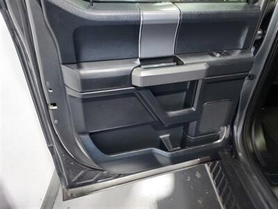 2017 Ford F-150 XLT  SPORT - Photo 18 - Rochelle, IL 61068
