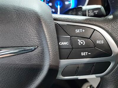 2017 Chrysler Pacifica Touring - Photo 21 - Rochelle, IL 61068