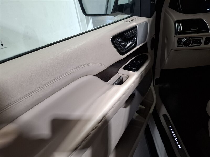2020 Lincoln Navigator Reserve L - Photo 14