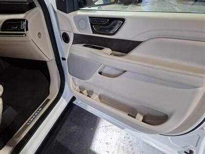 2020 Lincoln Navigator L Reserve 4x4 suv - Photo 31 - Rochelle, IL 61068