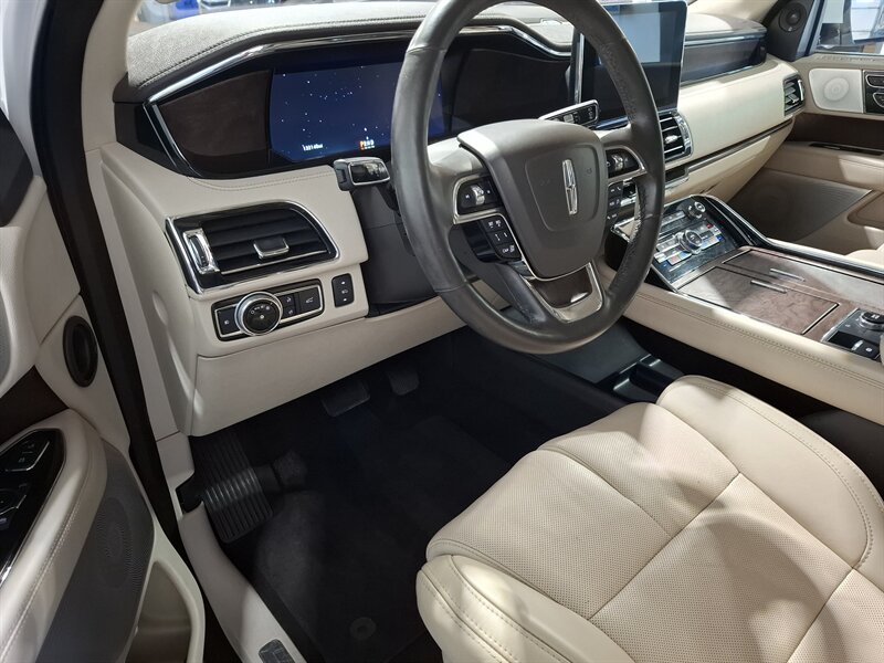 2020 Lincoln Navigator Reserve L - Photo 13