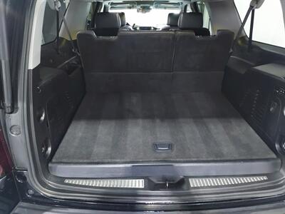 2018 Chevrolet Suburban Premier  4X4 - Photo 26 - Rochelle, IL 61068