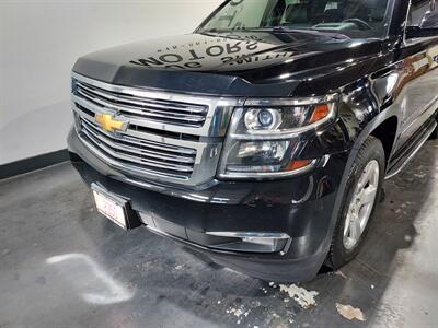 2018 Chevrolet Suburban Premier   - Photo 5 - Rochelle, IL 61068
