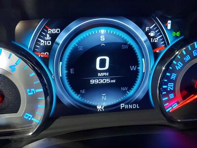 2018 Chevrolet Suburban Premier  4X4 - Photo 18 - Rochelle, IL 61068