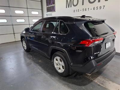 2019 Toyota RAV4 XLE AWD - Photo 3 - Rochelle, IL 61068