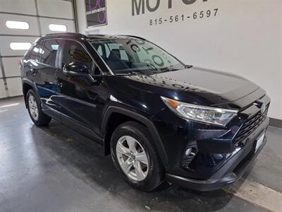 2019 Toyota RAV4 XLE AWD - Photo 7 - Rochelle, IL 61068