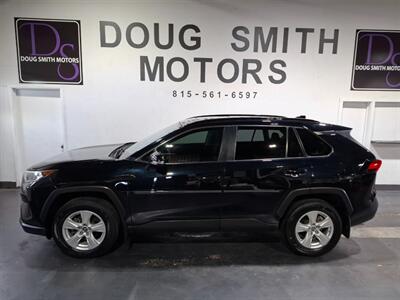 2019 Toyota RAV4 XLE AWD - Photo 2 - Rochelle, IL 61068
