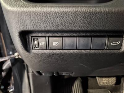 2019 Toyota RAV4 XLE AWD - Photo 21 - Rochelle, IL 61068