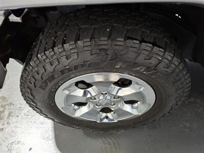 2014 Jeep Wrangler Unlimited Sahara  4 DOOR - Photo 31 - Rochelle, IL 61068