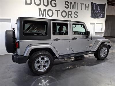 2014 Jeep Wrangler Unlimited Sahara  4 DOOR - Photo 8 - Rochelle, IL 61068