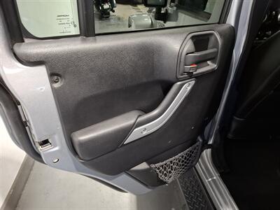 2014 Jeep Wrangler Unlimited Sahara  4 DOOR - Photo 29 - Rochelle, IL 61068