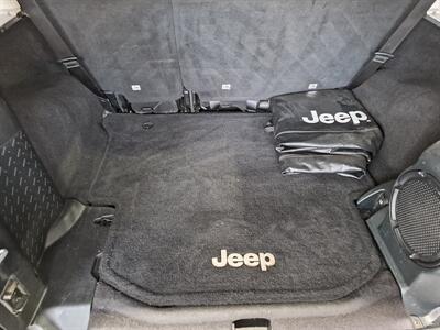 2014 Jeep Wrangler Unlimited Sahara  4 DOOR - Photo 17 - Rochelle, IL 61068