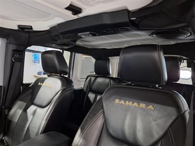 2014 Jeep Wrangler Unlimited Sahara  4 DOOR - Photo 19 - Rochelle, IL 61068