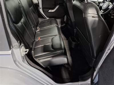 2014 Jeep Wrangler Unlimited Sahara  4 DOOR - Photo 15 - Rochelle, IL 61068