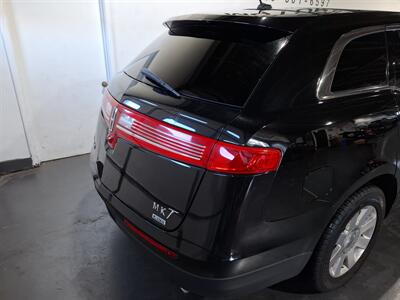 2016 &laquo;make&raquo; Limousine Fleet  LINCOLN MKT AWD V6 - Photo 5 - Rochelle, IL 61068