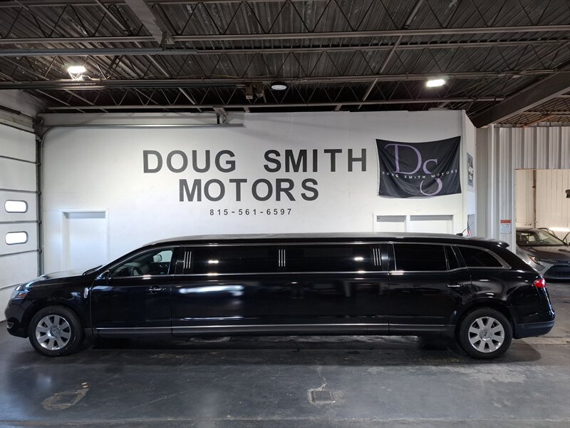 2016 &laquo;make&raquo; Limousine Fleet  LINCOLN MKT AWD V6 - Photo 1 - Rochelle, IL 61068