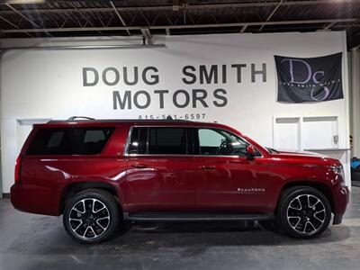 2018 Chevrolet Suburban LT - Photo 3 - Rochelle, IL 61068