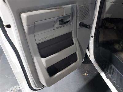 2012 Ford E-350 boxtruck   - Photo 13 - Rochelle, IL 61068