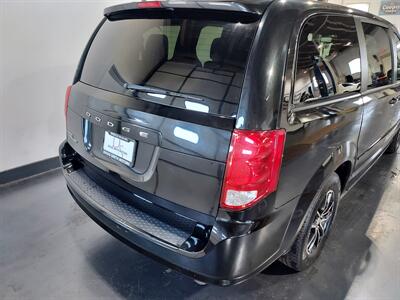 2015 Dodge Grand Caravan SE  van - Photo 9 - Rochelle, IL 61068