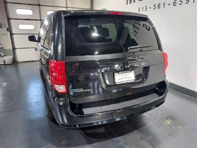 2015 Dodge Grand Caravan SE  van - Photo 10 - Rochelle, IL 61068