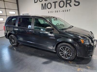 2015 Dodge Grand Caravan SE  van - Photo 3 - Rochelle, IL 61068